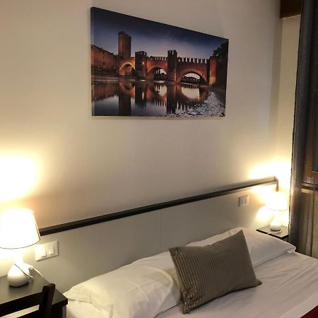 Hotel Arena Verona Bagian luar foto