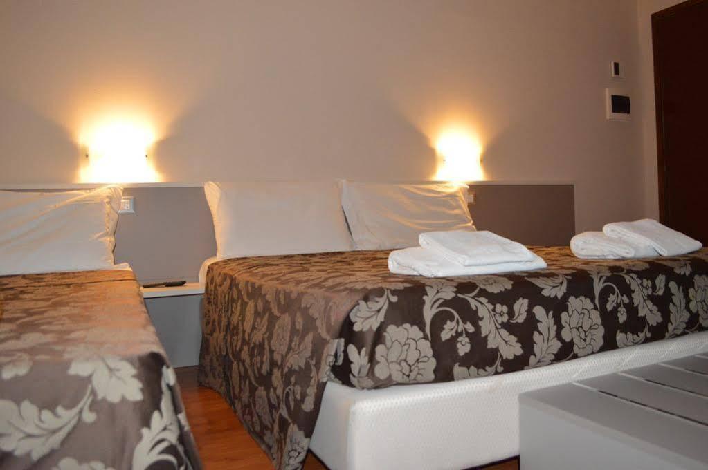Hotel Arena Verona Bagian luar foto