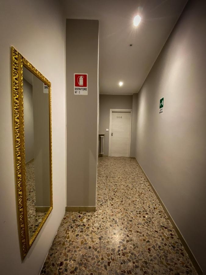Hotel Arena Verona Bagian luar foto