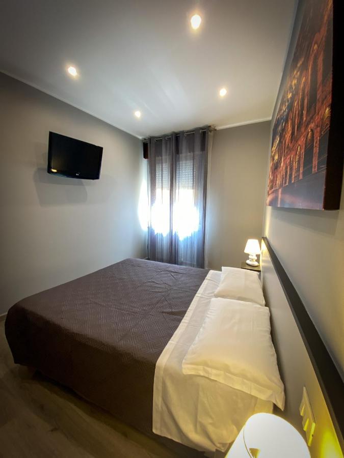 Hotel Arena Verona Bagian luar foto