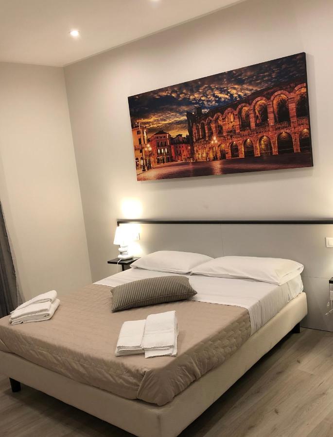 Hotel Arena Verona Bagian luar foto